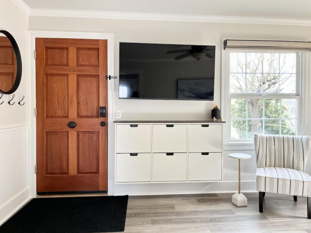 Modern 2 Bedroom Farmhouse Cottage With Hot Tub In Snohomish Exteriör bild